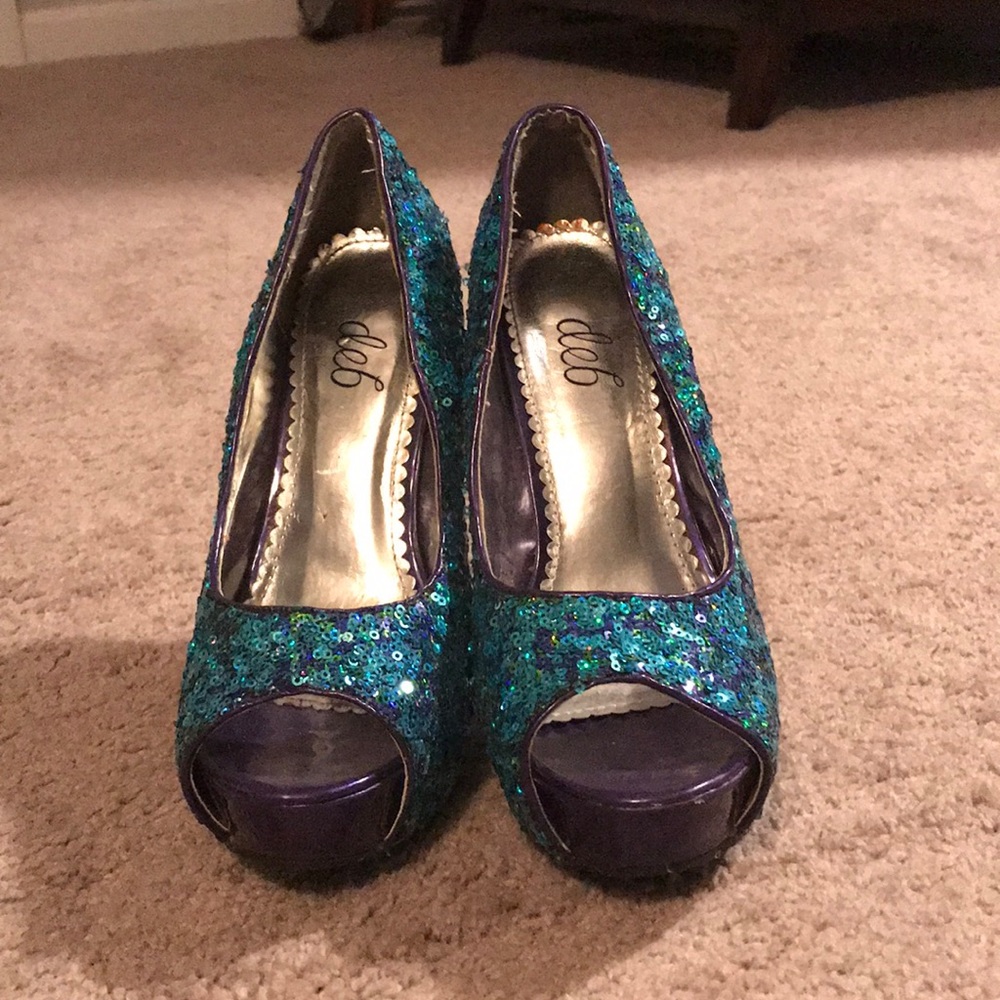 Beautiful sequin shoes